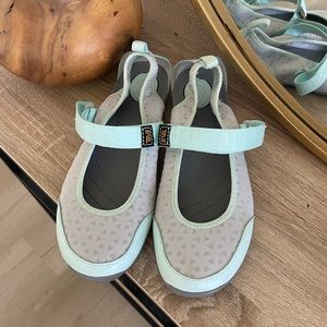 Teva Northwater Gore Slip On